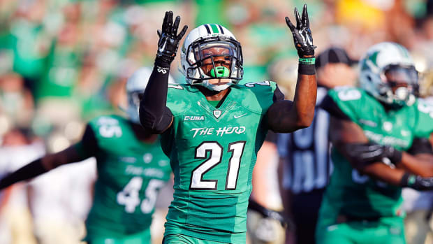 tiquan-lang-marshall-uconn-st-petersburg-bowl-preview-picks.jpg